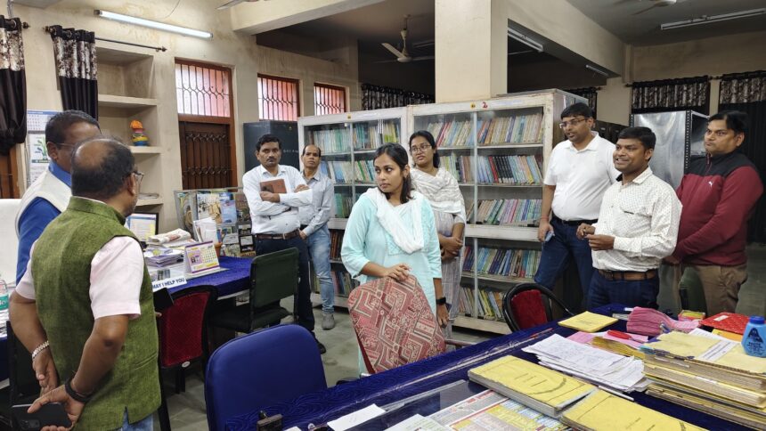 Narayanpur News : कलेक्टर ने एजुकेशन हब गरांजी का किया औचक निरीक्षण, स्टेडियम में बास्केटबॉल व व्हालीबॉल कोर्ट निर्माण करने के दिये निर्देश