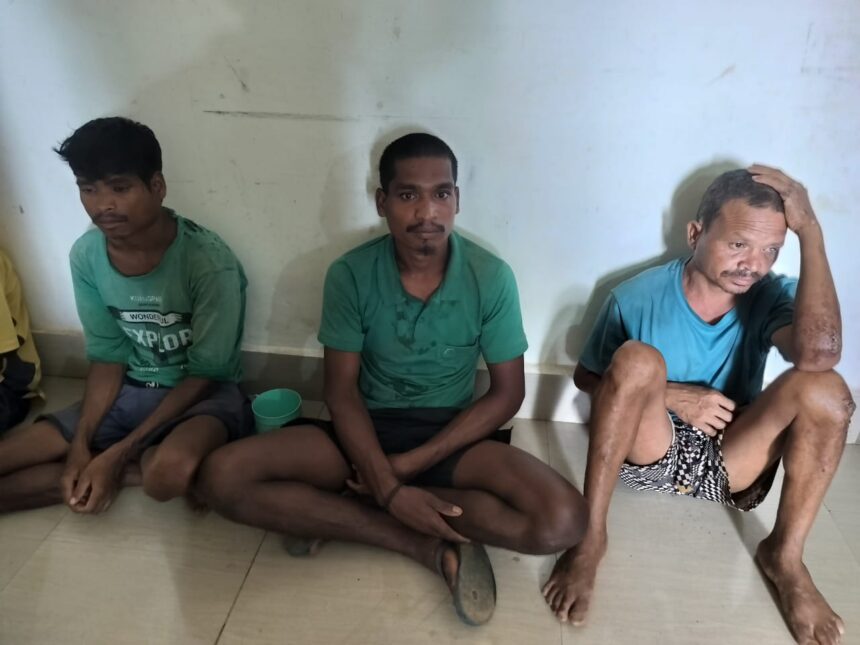 CG NEWS : गौ हत्या कर मांस खाने के मामले में तीन संदेही हिरासत में, गौ वंश के अवशेष बरामद