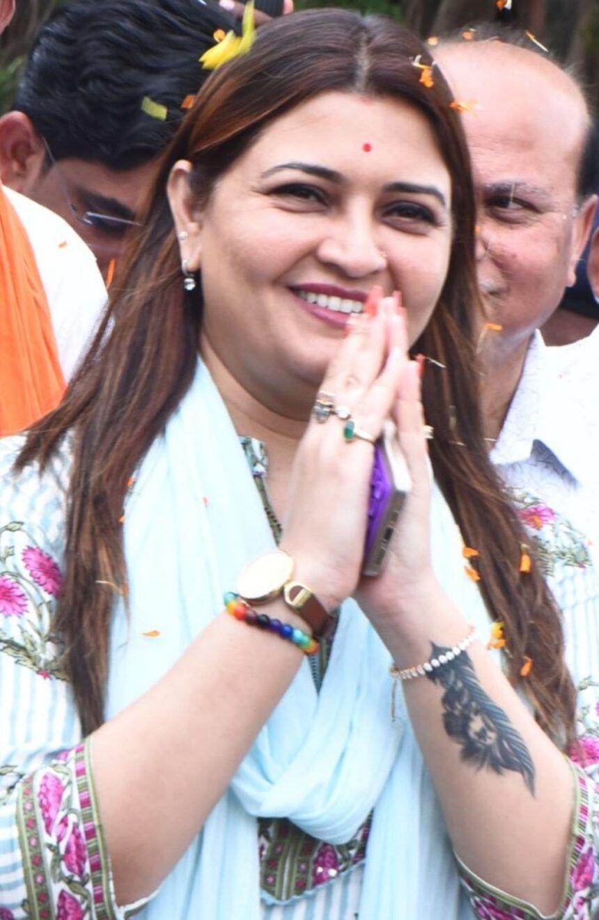CG News : पंडरिया-इंदौरी को CM साय व डिप्टी CM अरुण साव की सौगात, युवाओं के लिए बनेंगे मिनी स्टेडियम – विधायक भवाना बोहरा ने जताया आभार