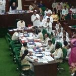 Vidhansabha Monsoon Session 2025 : डीएपी खाद की कमी को लेकर विपक्ष ने मचाया हंगामा, सभी कांग्रेस विधायक निलंबित 