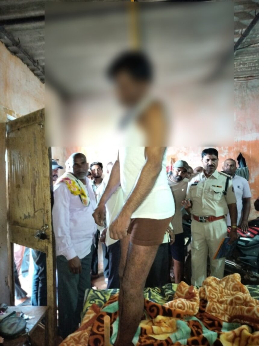 Arang Suicide News : इंडेन गैस गोदाम में अधेड़ ने लगाया फांसी, सुसाइड नोट में आरंग के इन लोगों को ठहराया जिम्मेदार, पढ़िए पूरी खबर  